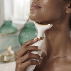PÚRIVA Lift™ Vibrating Facial & Neck Massager