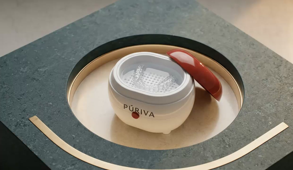 PÚRIVA CleanCase™ Automatic Dental Appliance Cleaner