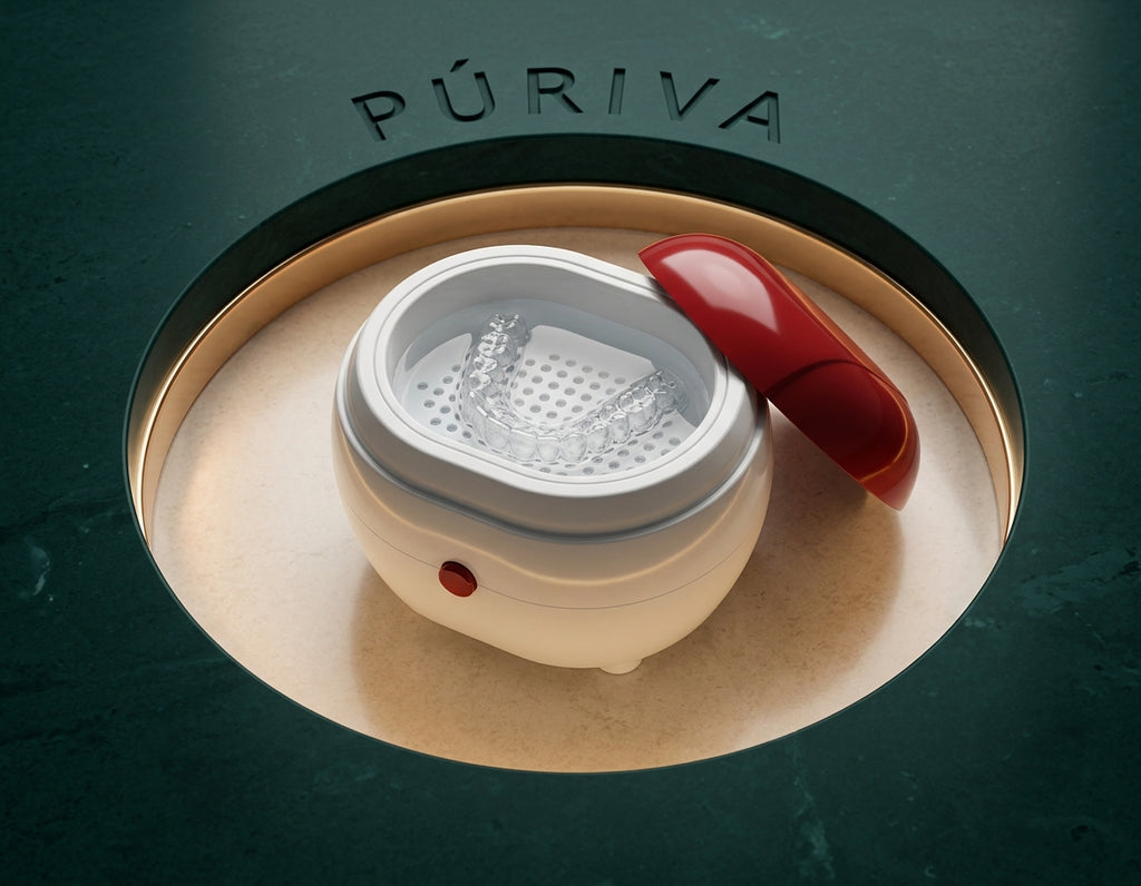 PÚRIVA CleanCase™ Automatic Dental Appliance Cleaner